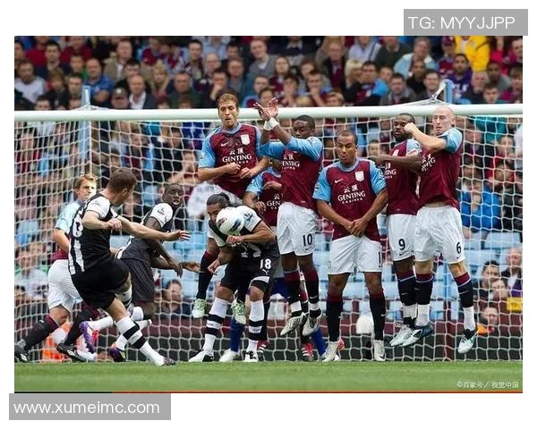 英超激战AC米兰5-1巴萨点球大战瞬间点燃全场激情解析