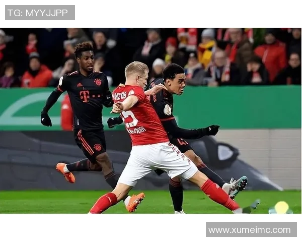 国王杯惊现冷门拜仁与曼联激战成平局点球大战引爆全场