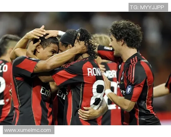 中超精彩对决AC米兰与曼联激战成平红牌事件引发全场热议 中超精彩对决AC米兰与曼联激战成平红牌事件引发全场热议