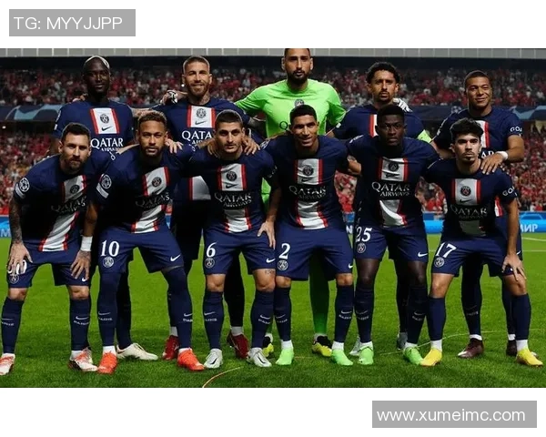 意甲激战巴黎圣日耳曼与曼联战成平局补时进球引发全场狂欢